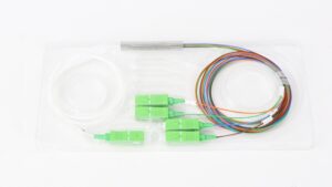 Splitter fibra óptica SM 1X SC APC a 4 X SC APC