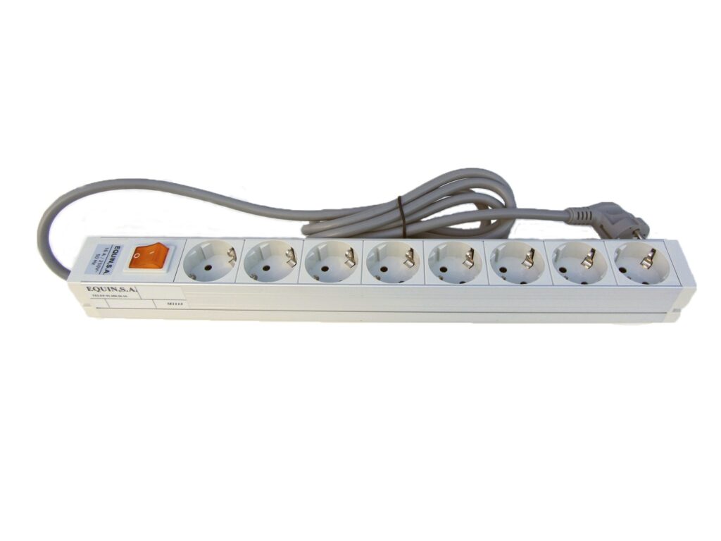 Regleta rack 19" 16A 8x tomas schuko con interruptor-t
