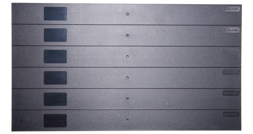 Tapa carátula ciega rack 19" 1U plástico kit 6 Und