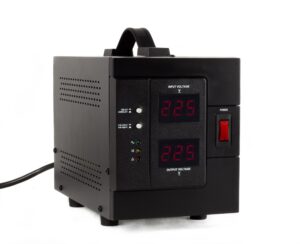 Regulador de voltaje AVR 3000VA Lapara