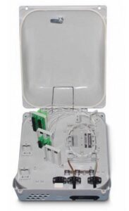 Caja exterior de fibra óptica IP-65 para 48 adaptadores SC simplex